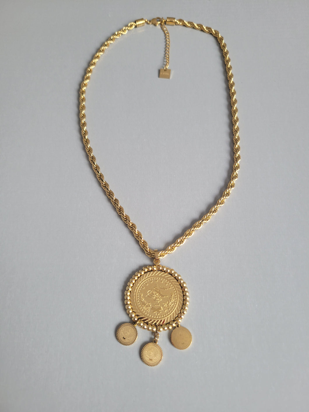 Collier ARRYN en acier inoxydable - Haute qualité