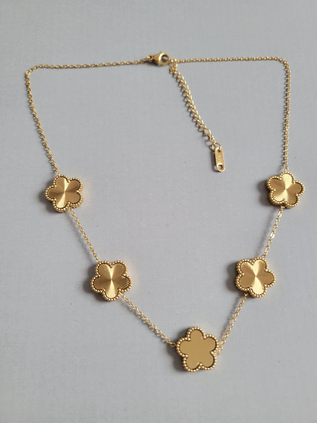Collier LYODA en acier inoxydable - Haute qualité