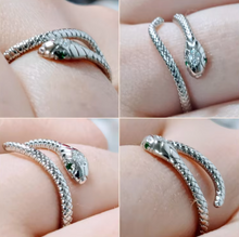 Charger l&#39;image dans la galerie, Bague SERPENT en argent
