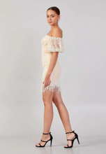 Charger l'image dans la galerie, Robe de Cocktail - Hors de l'épaule, Mini, Tulle, Colonne, Réguliers, couleur Champagne
